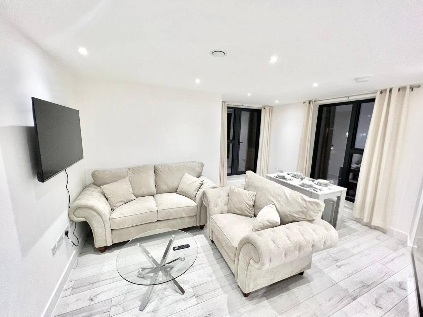 Queens Luxury Apartments Wembley Stadium - לונדון מראה חיצוני תמונה